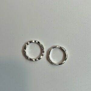 Lot of 2 vintage silver bubble rings dainty stackable